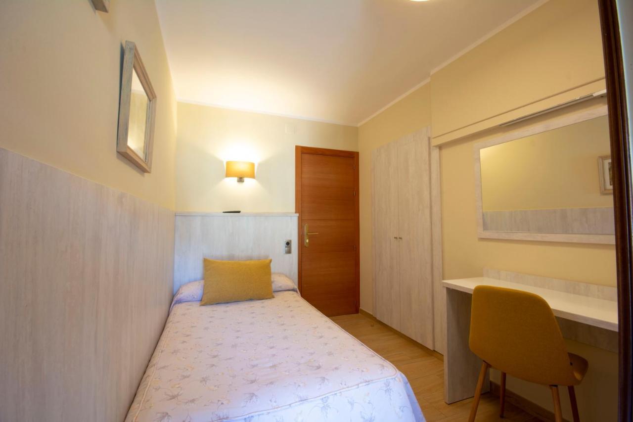 Gasthuis Hostal Noguera 2*